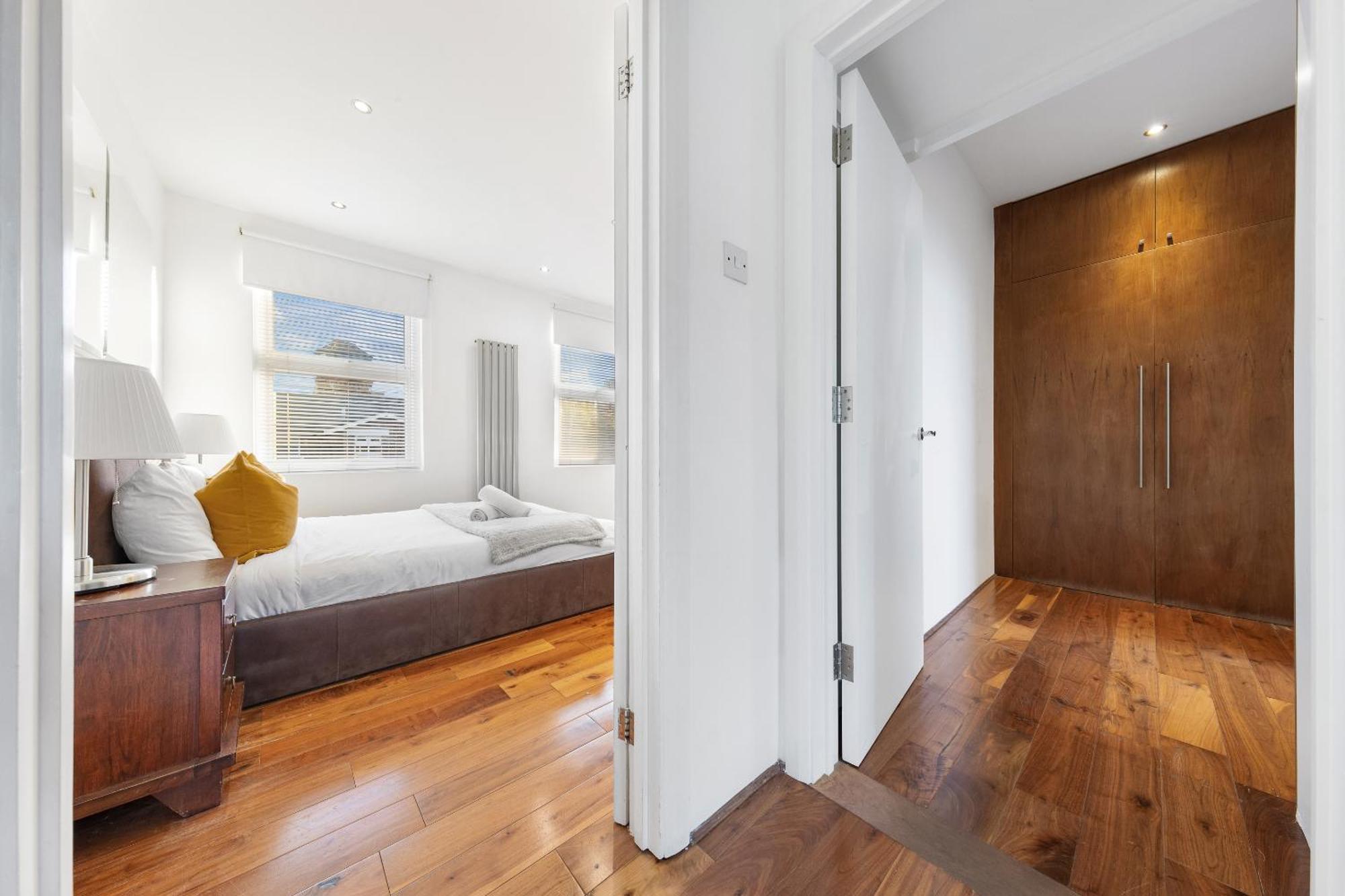 Luxury 4-Bedroom Modern Flat In Central London Steps From Station, Sleeps 9 In Style! Eksteriør bilde