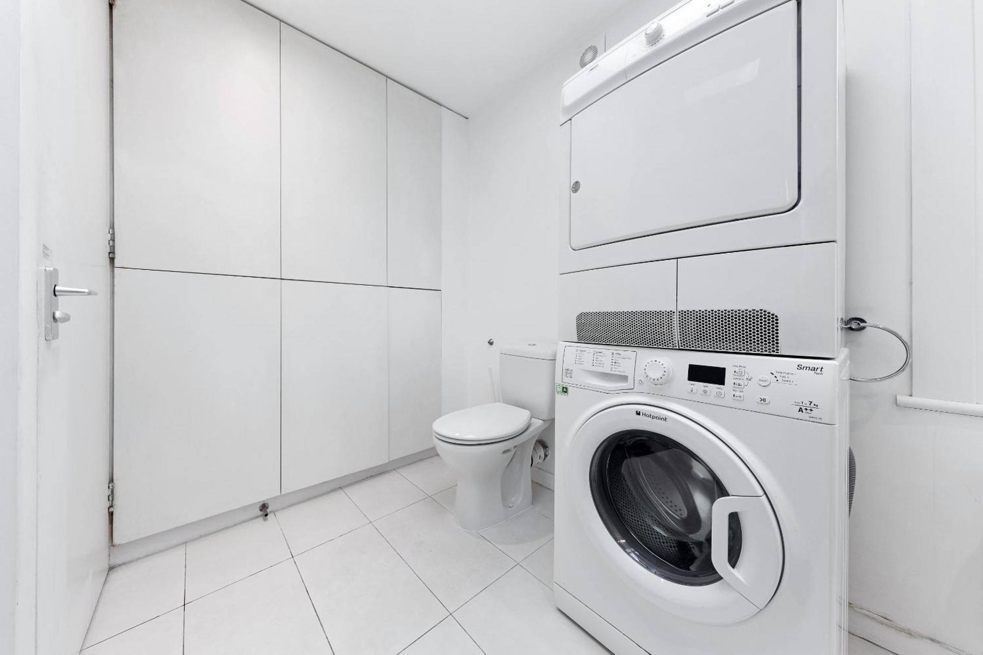 Luxury 4-Bedroom Modern Flat In Central London Steps From Station, Sleeps 9 In Style! Eksteriør bilde