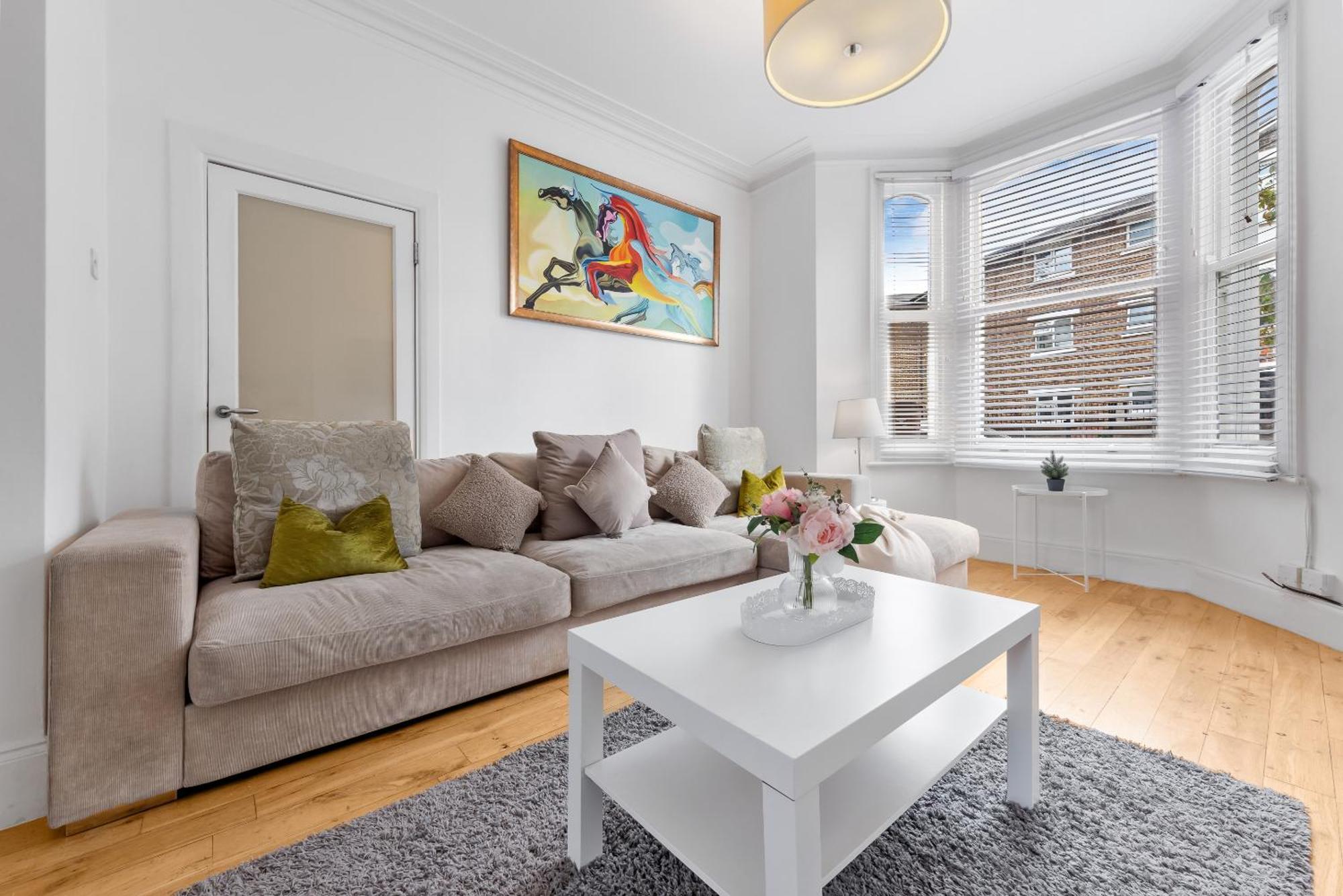 Luxury 4-Bedroom Modern Flat In Central London Steps From Station, Sleeps 9 In Style! Eksteriør bilde